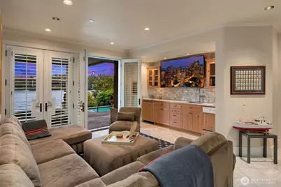 16 Enatai Drive, Bellevue, WA 98004 - Photo 29