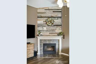 21802 114th Street E, Bonney Lake, WA 98391 - Photo 17