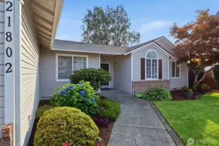 21802 114th St E, Bonney Lake, WA 98391 - Photo 5