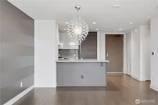 583 Battery St, Seattle, WA 98121 - Photo 17
