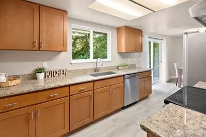11213 NE 112th St, Kirkland, WA 98033 - Photo 7