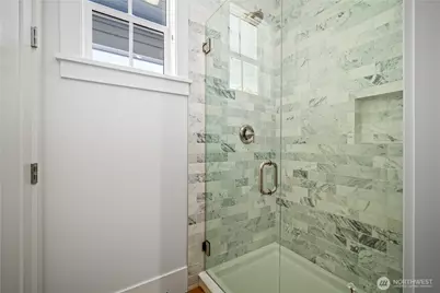 5027 48th Avenue NE, Seattle, WA 98105 - Photo 17