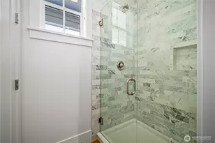 5027 48th Ave NE, Seattle, WA 98105 - Photo 17