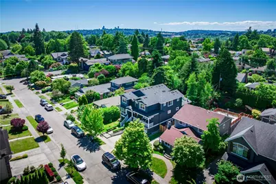 5027 48th Avenue NE, Seattle, WA 98105 - Photo 3