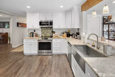 5011 Seahurst Avenue, Everett, WA 98203 - Photo 11