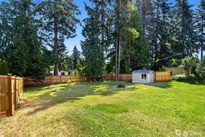 5011 Seahurst Avenue, Everett, WA 98203 - Photo 1
