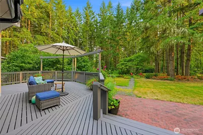 7575 NE New Brooklyn Road, Bainbridge Island, WA 98110 - Photo 11