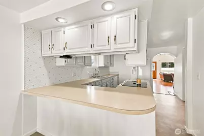 712 S Director Street, Seattle, WA 98108 - Photo 15