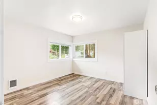 4434 Forest Dr, Everett, WA 98203 - Photo 7