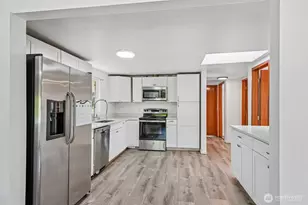 8703 16th Ave SW, Seattle, WA 98106 - Photo 9