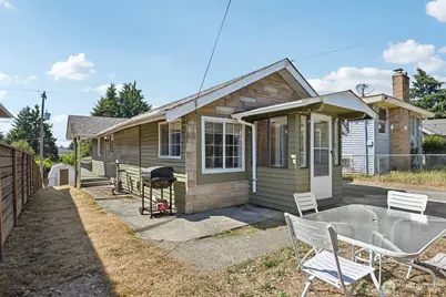 8703 16th Avenue SW, Seattle, WA 98106 - Photo 3