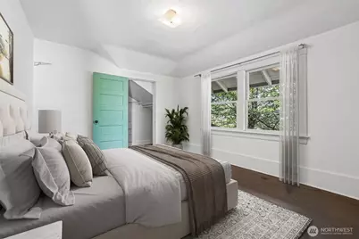 929 13th Avenue E, Seattle, WA 98102 - Photo 19