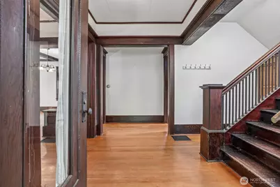929 13th Avenue E, Seattle, WA 98102 - Photo 7