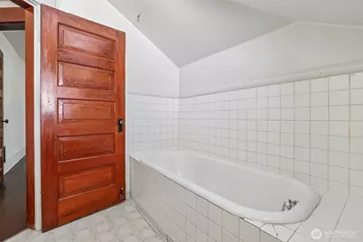 929 13th Avenue E, Seattle, WA 98102 - Photo 31