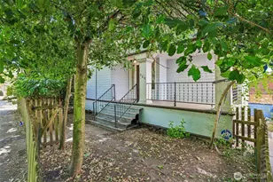 929 13th Ave E, Seattle, WA 98102 - Photo 3