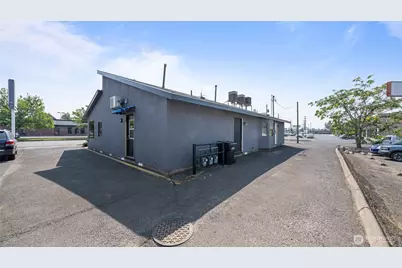 515 N Wilbur Ave, Walla Walla, WA 99362 - Photo 5