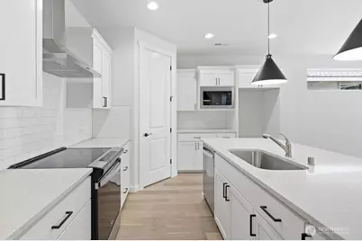 19444 116th Street Ct E #18, Bonney Lake, WA 98391 - Photo 5