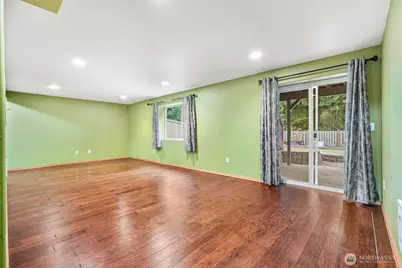 5708 9th Drive W, Everett, WA 98203 - Photo 33