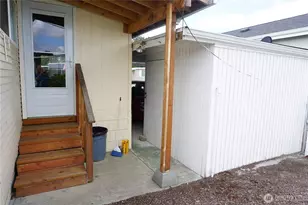 10605 62nd St E, Puyallup, WA 98372 - Photo 17