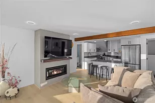 2825 E Lake Sammamish Pkwy NE, Sammamish, WA 98074 - Photo 13