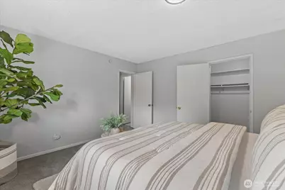 14215 110th Avenue NE, Kirkland, WA 98034 - Photo 17