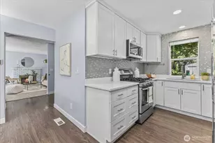 14215 110th Ave NE, Kirkland, WA 98034 - Photo 11
