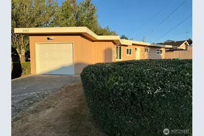 8907 Beacon Avenue S, Seattle, WA 98118 - Photo 3