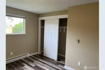 1214 N 35th Street, Renton, WA 98056 - Photo 9