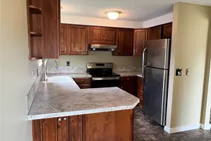 1214 N 35th St, Renton, WA 98056 - Photo 3
