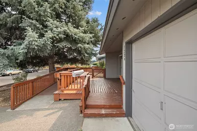 1324 Cascade Street, Wenatchee, WA 98801 - Photo 7