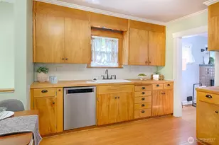 7032 22nd Ave NW, Seattle, WA 98117 - Photo 7