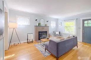 7032 22nd Ave NW, Seattle, WA 98117 - Photo 3