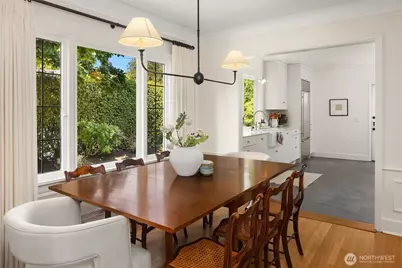 1502 39th Avenue E, Seattle, WA 98112 - Photo 5