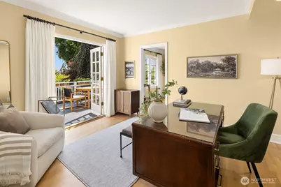 1502 39th Avenue E, Seattle, WA 98112 - Photo 13