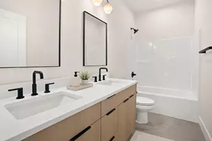 508 SW 137th St, Burien, WA 98166 - Photo 25
