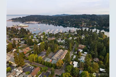 144 Wood Avenue SW #203, Bainbridge Island, WA 98110 - Photo 37