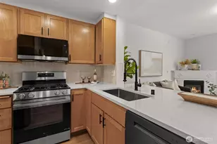 2801 1st Ave, Seattle, WA 98121 - Photo 7