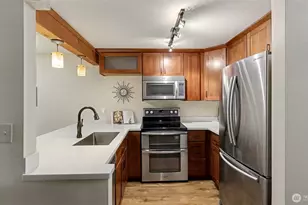 17425 119th Ln SE, Renton, WA 98058 - Photo 3