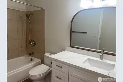 14309 NE 7th Place #3, Bellevue, WA 98007 - Photo 3