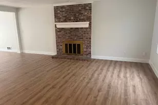 14309 NE 7th Pl, Bellevue, WA 98007 - Photo 7