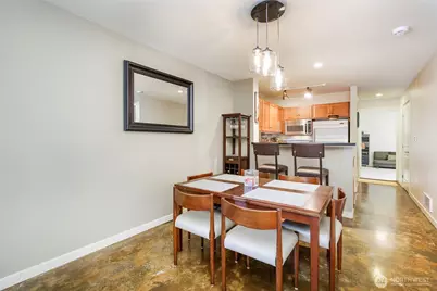 1909 10th Avenue W #201, Seattle, WA 98119 - Photo 7