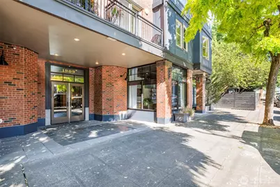 1909 10th Avenue W #201, Seattle, WA 98119 - Photo 21