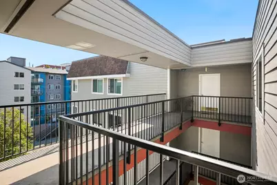 1617 Summit Avenue #42, Seattle, WA 98122 - Photo 3