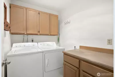 1617 Summit Avenue #42, Seattle, WA 98122 - Photo 23