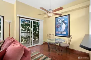 1617 Summit Ave, Seattle, WA 98122 - Photo 9