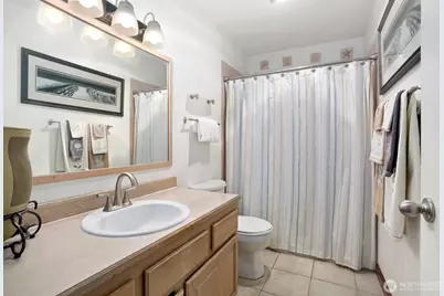 1617 Summit Avenue #42, Seattle, WA 98122 - Photo 19