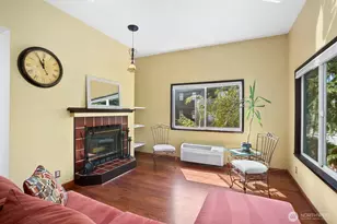1617 Summit Ave, Seattle, WA 98122 - Photo 7