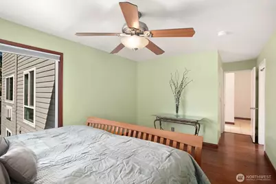 1617 Summit Avenue #42, Seattle, WA 98122 - Photo 15