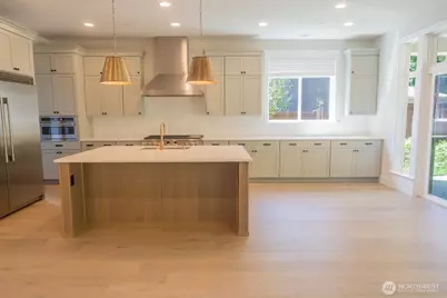 10420 NE 112th Street, Kirkland, WA 98033 - Photo 13