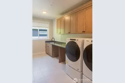 10420 NE 112th Street, Kirkland, WA 98033 - Photo 35